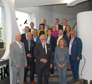 das Bild zeigt Gruppenbild Handelsrichtertreffen der IHK Koblenz