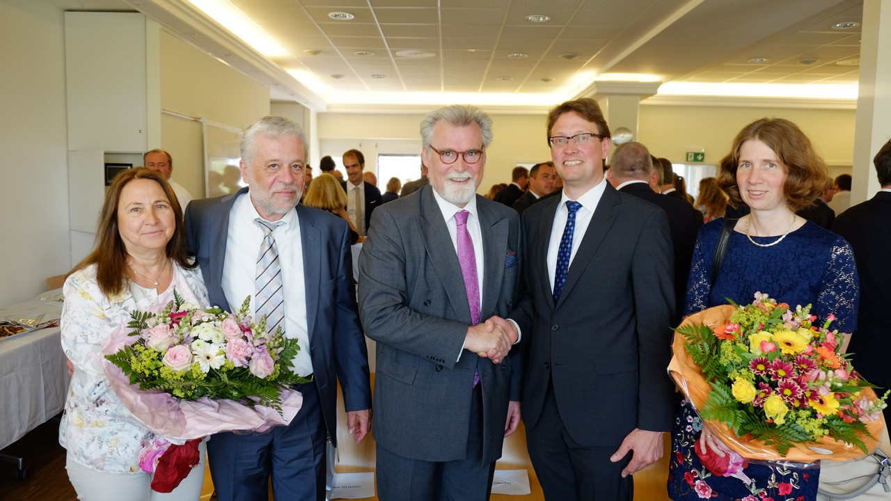 Dr Stephan Gutzler Als Präsident Des Sozialgerichts Mainz Feierlich Ins Amt Eingeführt Dr