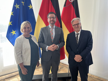 Amtswechsel am Arbeitsgericht Mainz – Justizminister Philipp Fernis führt Ruth Lippa feierlich als Direktorin des Arbeitsgerichts Mainz ein